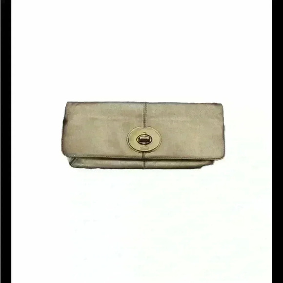 Coach Large Gold Patent Leather Clutch Wristlet Wallet Purse - Picture 1 of 6